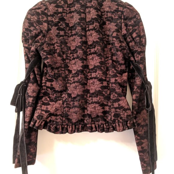 Gothic Lolita Japanese Brand Velvet Brocade Jacket - Perfect for Fall/Winter '22 - Picture 3 of 16